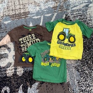 (3) John Deere 2t Shirts